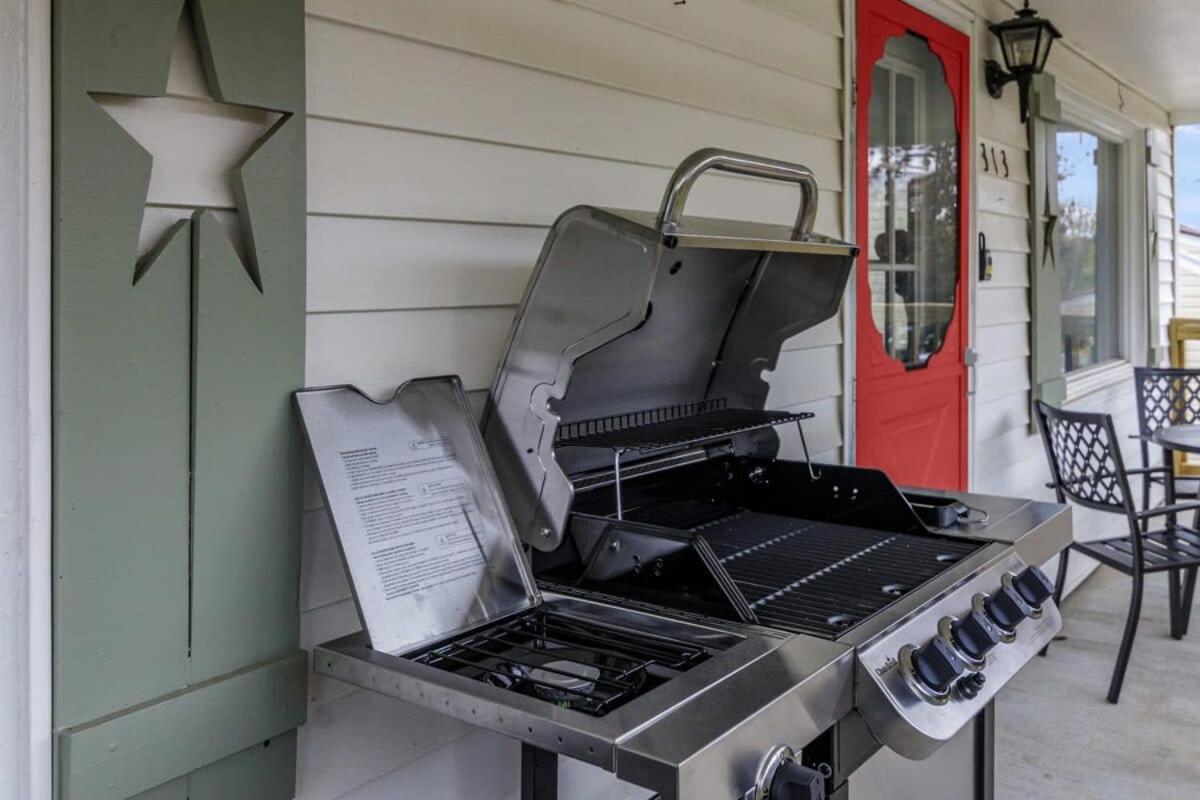 New River Gorge Cottage W Hot Tub, Fire Pit, Grill Oak Hill Zewnętrze zdjęcie